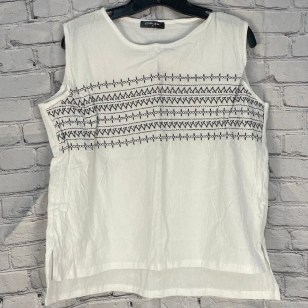 White Linen Sleeveless Top Black Embroidered Moroccan Detail Brand New w/o Tags!